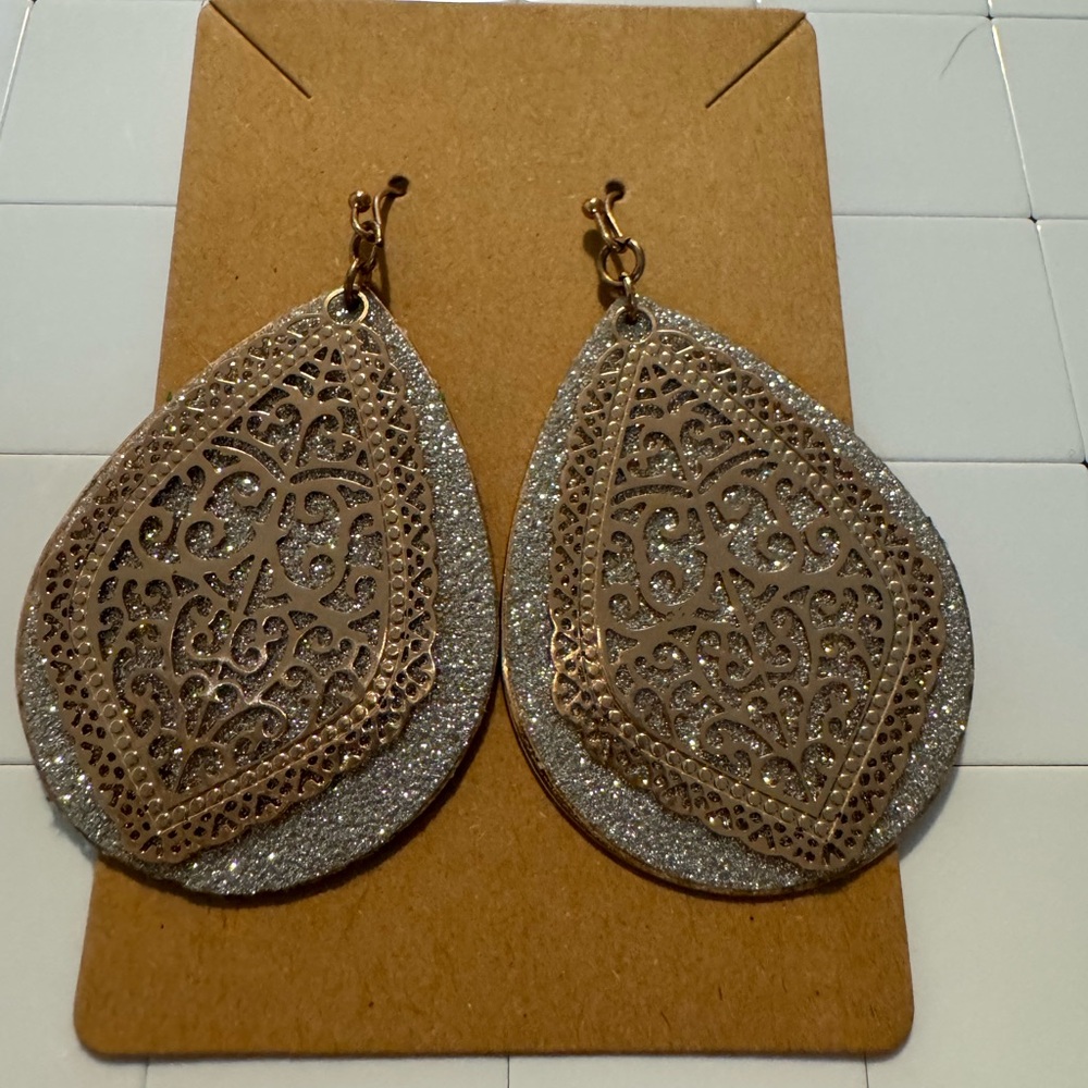 Women’s Express Filigree Teardrop Earrings